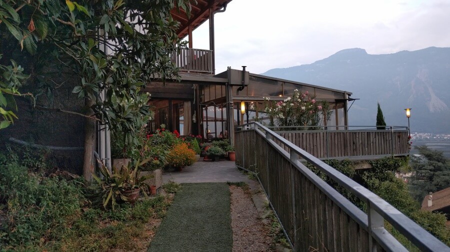 Einkehrmöglichkeit Waalrast am Brandiswaalweg